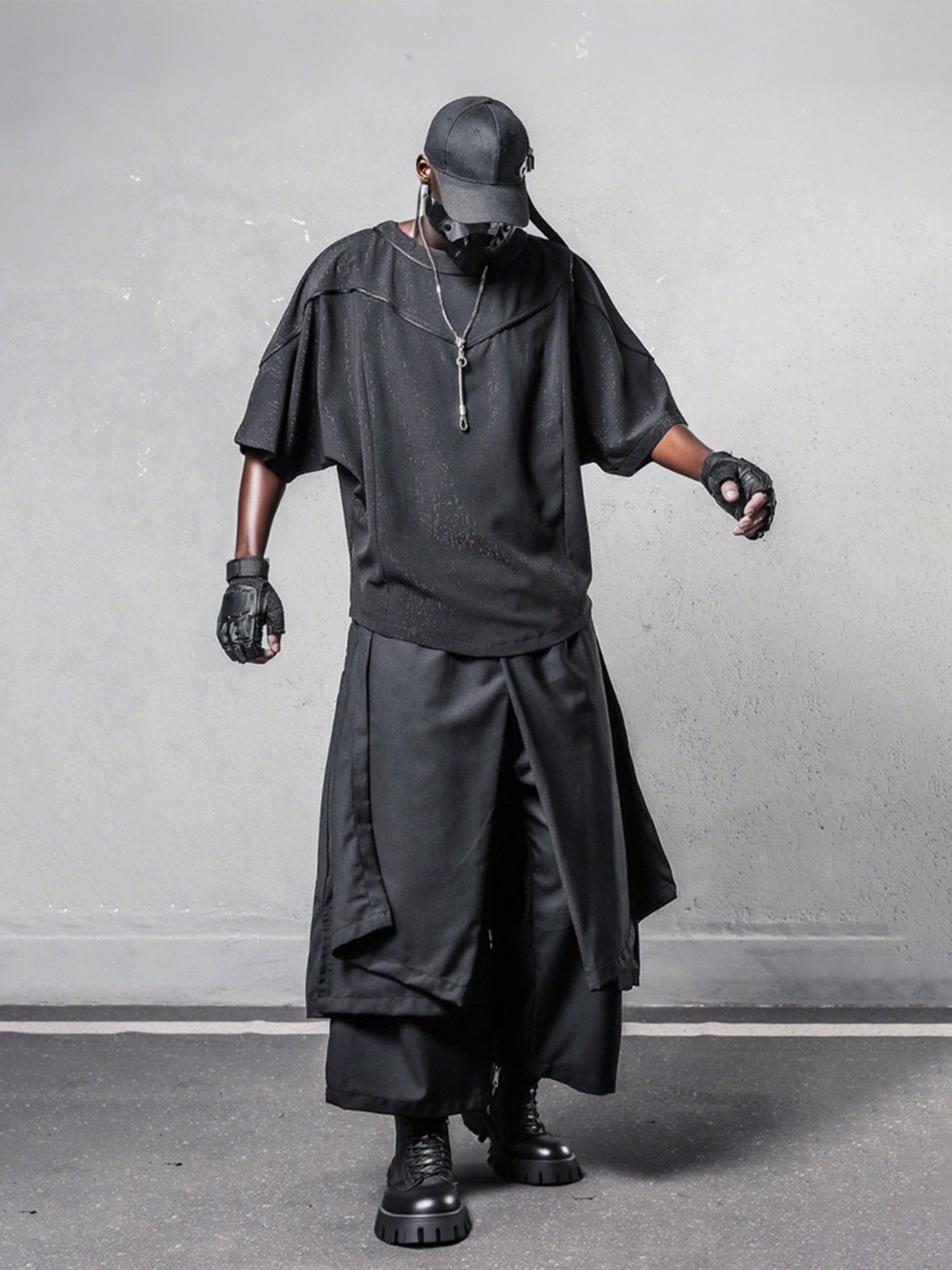 Dark-themed Deconstructed Patchwork Bat-sleeve Tee